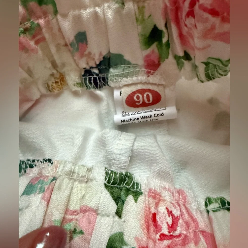 Wild One Baby Onesie and Floral Shorts Set in Sage Green size 12-18 m - Picture 4 of 6